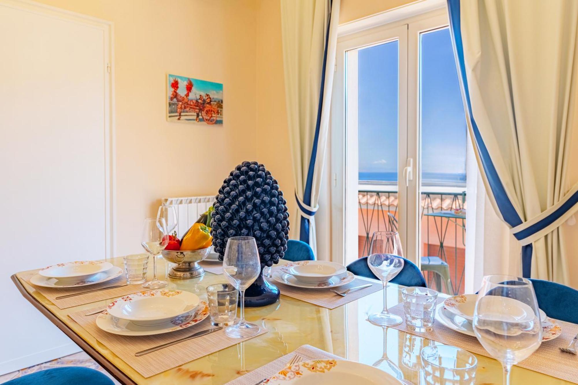 Achilles Apartment Giardini Naxos Eksteriør bilde